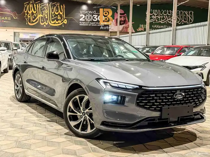 فورد تورس تيتانيوم فل كامل 2000 سي سي موديل 2026